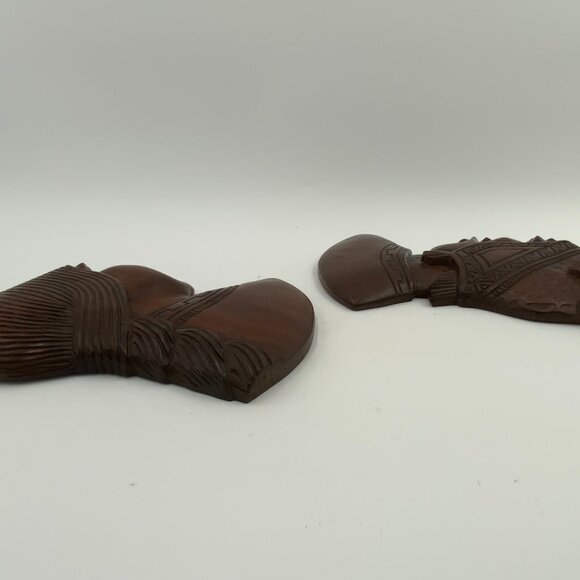 2 Vintage Carved Wood Native American Heads Male & Female Wall Hanging Art MCM - Picture 4 of 10